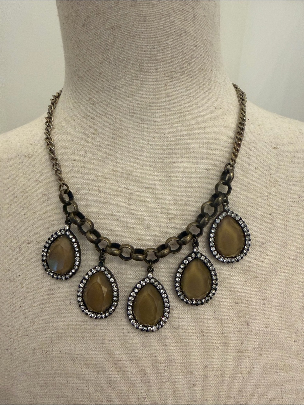 Statement Teardrop Pendant Necklace with Rhinestone Accents